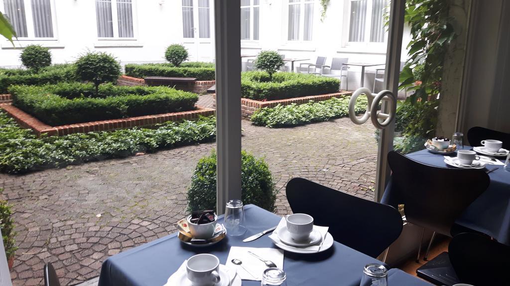 Hotel Prinse Antwerpen Exteriör bild
